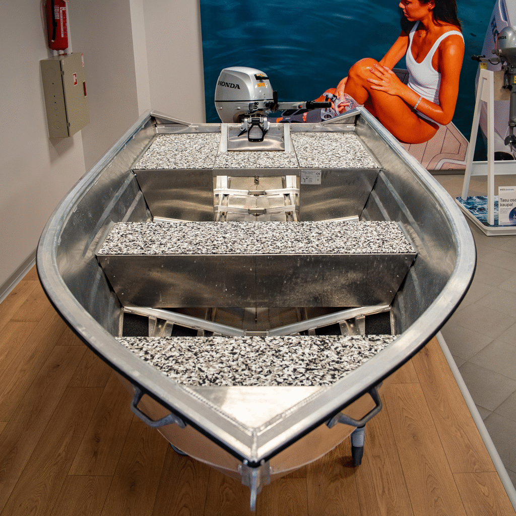 TRAPPER V370 + HONDA BF 10 SHU